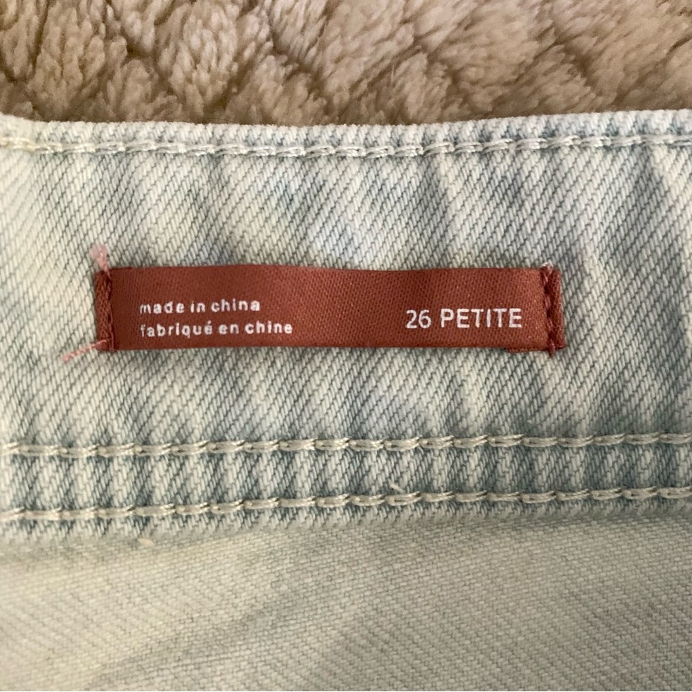 Pilcro Mid-Rise Slim Boyfriend Jeans - Picture 5 of 13